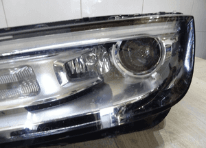 Audi Q5 SQ5 2016 Lewa strona Lampy przednie 7