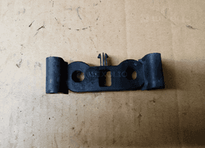 Uchwyt mocowanie chłodnicy BMW M5 G30 F90 2284265 2