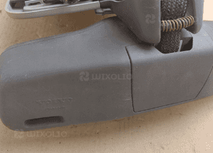 Lampka kabiny lustrko wewnętrzne volvo 8685433 3