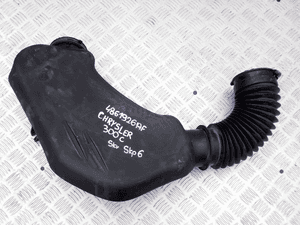OBUDOWA FILTRA POWIETRZA CHRYSLER 300C 4861926AF 1