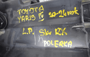 Lampa lewy / prawy przód toyota yaris iv 2020-24 rok do lekkiej polerki 10