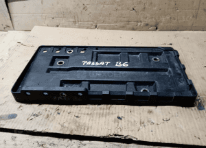 Podstawa akumulatora VW Passat B6 3C0804869A 2