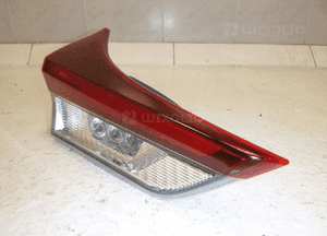 TOYOTA AURIS LAMPA LEWY TYŁ W KLAPĘ LEWA TYLNA hatchback 4