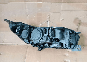 Lampa lewy przód przednia lewa Citroen C5 III UK 9684845480 2