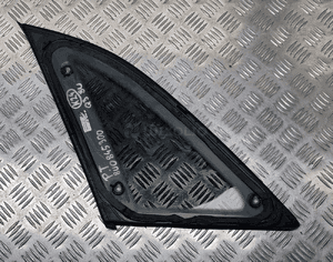 Audi Q3 8U szyba karoseryjna prawy tył 8U0845300 7
