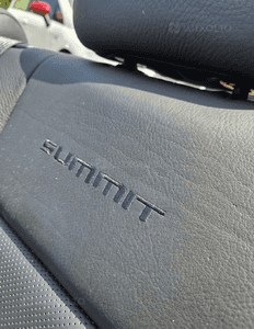 Jeep Grand Cherokee SUMMIT WK2 środek skóry fotele kompletny środek europa 4