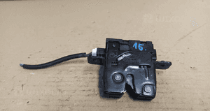Zamek klapy tył nissan qashqai J10 nr 90502AV70A 2