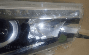 Lampa prawa reflektor toyota hilux viii led 2015- 10