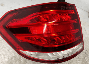 Lampa lewa tylna tył mercedes W212 A2129061703 3