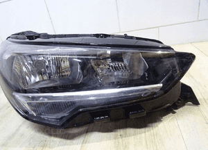 Opel corsa f prawa lampa przód H7 H15 39162649 2