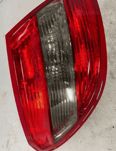 Lampa lewa tylna tył mercedes W204 A2048202964L 3