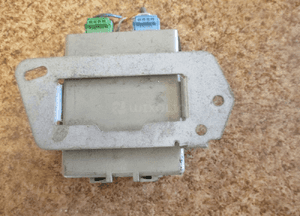 MODUŁ CENTRALNEGO ZAMKA VOLVO S40 V40 30620885 3
