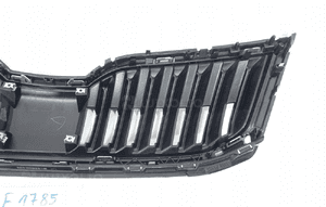 Skoda octavia iii lift 2017- atrapa grill zderzak przód 5E0853653C 5