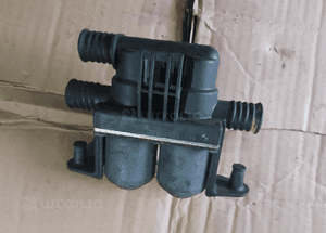 pompka obiegu wody bmw e 39 64128374995-02