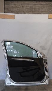 Drzwi przód przednie lewe do opel astra h 3 iii 5D 5 drzwi Z157 srebrne 4