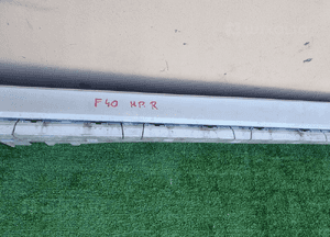 Listwa progowa prawa bmw 1 F40 m pakiet 2