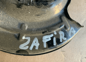 Osłona tarczy hamulcowej prawy tył tylna prawa Opel Zafira C 13408176 3