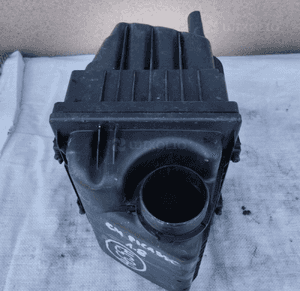Obudowa filtra powietrza citroen C4 picasso i 1.8 b 9651230280 3