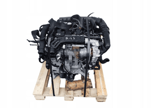 SILNIK KOMPLETNY WTRYSKIWACZ PEUGEOT 208 I 1.2 THP HN05 49.162 KM 2015-2019 1