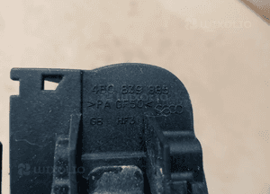Klamka prawy przód przednia prawa Audi A3 8P LY9B 4B0839885 5