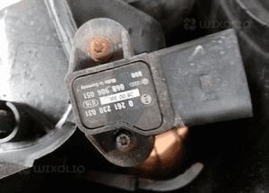 Kolektor ssący VW Bora 1.4 16V 036129711CE 4