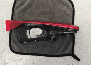 VOLVO XC60 II LAMPA PRAWY TYŁ TYLNA W KLAPĘ ORYGINAŁ 16