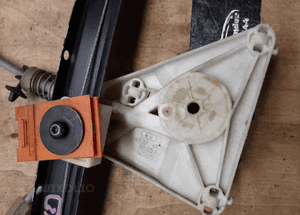 Podnosnik 8P4837462A Szyby Prawy Przod Mechanizm Szyby Przedniej AUDI A3 8P 10