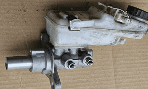 Toyota Avensis T27 pompa hamulcowa 0204Y24692 1