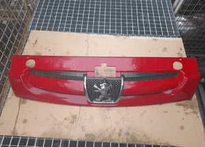 Atrapa Grill Peugeot Partner I 1 Lift 9644758777 2002 KKN czerwony 1