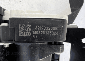 PAS BEZPIECZEŃSTWA LEWY PRZÓD 621933200B Mercedes-Benz E-klasa C207 3