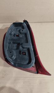 Lampa tył tylna prawa citroen C5 i 1 hb 2