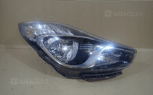 Lampa prawa reflektor prawy hyundai IX20 2010- 1