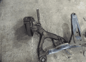 Vw sharan i lift 2004R belka tylna zawieszenie sanki tył kompletna 4