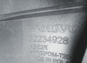 Zderzak przedni przód volvo XC60 ii lift 32234928 2021- 24