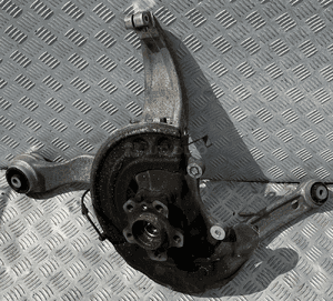 ZWROTNICA PIASTA LEWY PRZOD BMW 7 G11 G12 XDRIVE 1