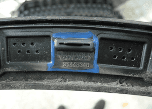 Volvo XC40 listwa błotnika nadkola lewy przód 31448348 lewa przednia 3