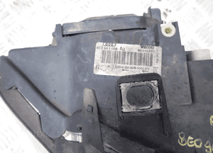 Lampa prawy przód audi A4 B6 xenon 8E0941004AQ radom 4