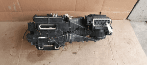 Nagrzewnica obudowa nagrzewnicy silnik kompletna Audi A5 A4 B8 8T1820005E 1