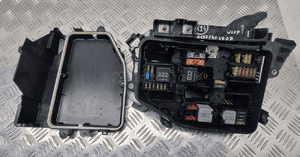 Mercedes W177 skrzynka bezpieczników A1775404707 1