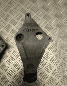 Bmw F20 F21 F25 F30 F31 F34 łapa silnika lewa 6784825 5