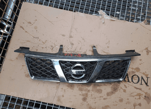 Nissan x-trail atrapa przednia grill 01-03 1
