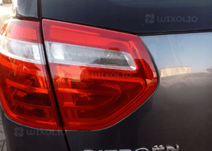 Citroen C4 I Picasso lampa tyl prawa  lewa w klape 2