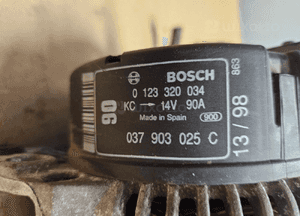 VW Golf IV Audi A3 Seat Leon  1.8 20V  T 1.8T alternator 037903025C 70A 037903025C 90A 2