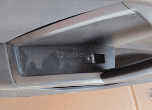Tapicerka boczek drzwi lewych przód przednich audi Q3 ii 83A867133 uk 3