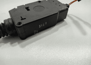 MODUŁ SIŁOWNIK ZAMKA CENTRALNEGO LEWY TYŁ TYLNI LAND ROVER DEFENDER 1999-14 4