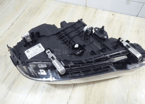 Lampa lewa przód przednia full led BMW G30 8499111-03 8