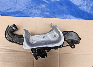 Rura przewód intercoolera Toyota Corolla Auris C-HR 1.2 Turbo 17301-47010 2