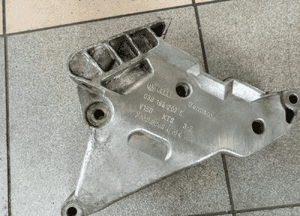 łapa silnika leon audi 2.0 tdi 03g199207e