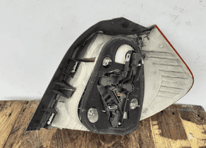 Bmw 1 E87 lampa tylna tył lewa 4