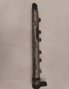 Bmw n47 2.0 diesel oe 780912902 LISTWA WTRYSKOWA 1